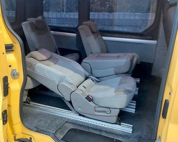 Желтый Рено Трафик, объемом двигателя 2 л и пробегом 187 тыс. км за 7800 $, фото 7 на Automoto.ua