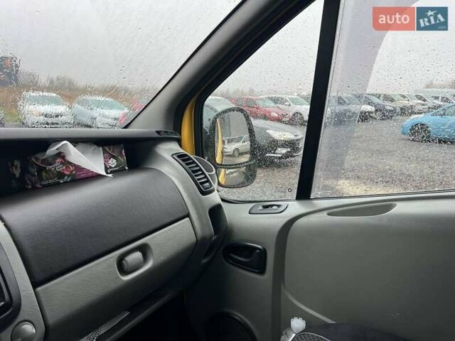 Желтый Рено Трафик, объемом двигателя 2 л и пробегом 187 тыс. км за 8990 $, фото 24 на Automoto.ua