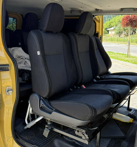 Жовтий Рено Трафік, об'ємом двигуна 2 л та пробігом 355 тис. км за 13000 $, фото 10 на Automoto.ua