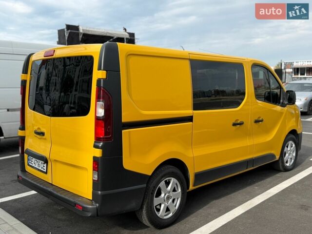 Жовтий Рено Трафік, об'ємом двигуна 1.6 л та пробігом 280 тис. км за 12999 $, фото 3 на Automoto.ua