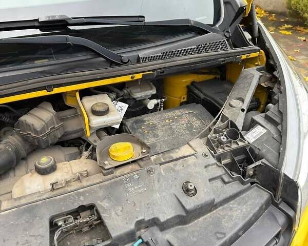 Рено Трафик 2017 в Прилуках на Automoto.ua Желтый Рено Трафик, объемом двигателя 1.6 л и пробегом 230 тыс. км за 12500 $, фото 15 на Automoto.ua