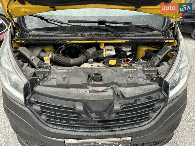 Рено Трафик 2017 в Каменское - Днепродзержинск на Automoto.ua Желтый Рено Трафик, объемом двигателя 1.6 л и пробегом 140 тыс. км за 11700 $, фото 16 на Automoto.ua