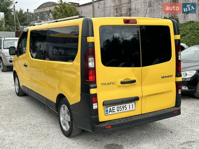 Рено Трафик 2017 в Каменское - Днепродзержинск на Automoto.ua Желтый Рено Трафик, объемом двигателя 1.6 л и пробегом 140 тыс. км за 11700 $, фото 3 на Automoto.ua
