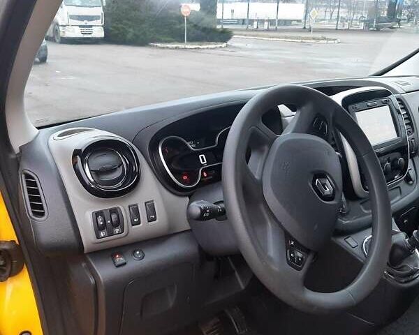 Жовтий Рено Трафік, об'ємом двигуна 1.6 л та пробігом 260 тис. км за 12500 $, фото 23 на Automoto.ua