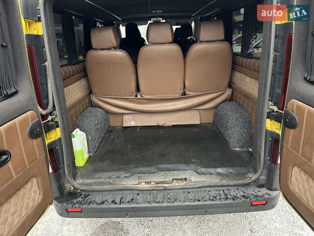 Рено Трафик 2017 в Каменское - Днепродзержинск на Automoto.ua Желтый Рено Трафик, объемом двигателя 1.6 л и пробегом 140 тыс. км за 11700 $, фото 12 на Automoto.ua