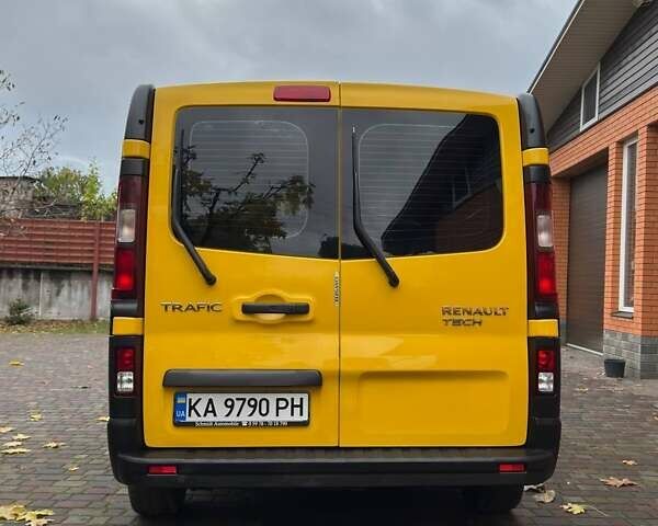 Рено Трафик 2017 в Прилуках на Automoto.ua Желтый Рено Трафик, объемом двигателя 1.6 л и пробегом 230 тыс. км за 12500 $, фото 7 на Automoto.ua