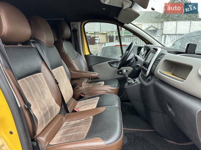 Рено Трафик 2017 в Каменское - Днепродзержинск на Automoto.ua Желтый Рено Трафик, объемом двигателя 1.6 л и пробегом 140 тыс. км за 11700 $, фото 7 на Automoto.ua