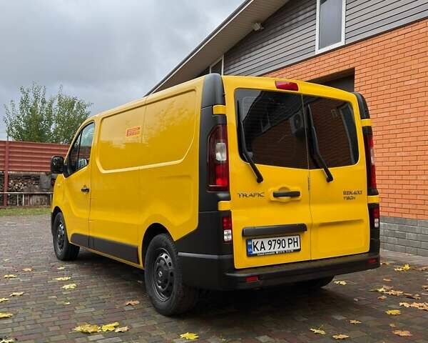 Рено Трафик 2017 в Прилуках на Automoto.ua Желтый Рено Трафик, объемом двигателя 1.6 л и пробегом 230 тыс. км за 12500 $, фото 9 на Automoto.ua