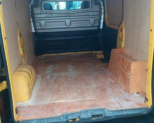 Жовтий Рено Трафік, об'ємом двигуна 1.6 л та пробігом 260 тис. км за 12500 $, фото 19 на Automoto.ua