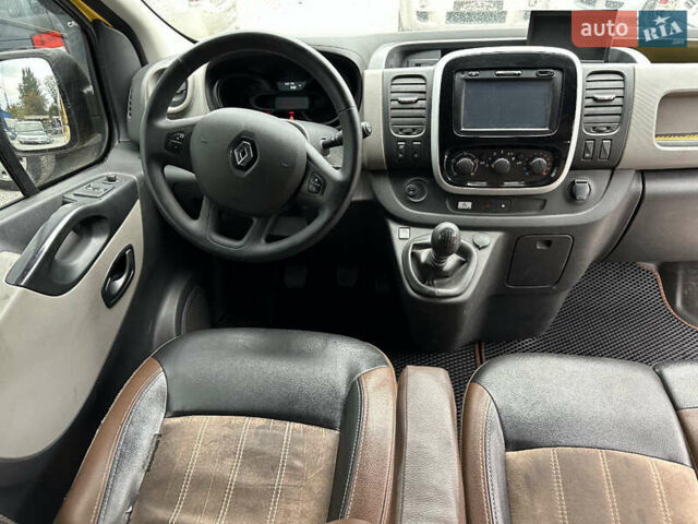 Рено Трафик 2017 в Каменское - Днепродзержинск на Automoto.ua Желтый Рено Трафик, объемом двигателя 1.6 л и пробегом 140 тыс. км за 11700 $, фото 11 на Automoto.ua