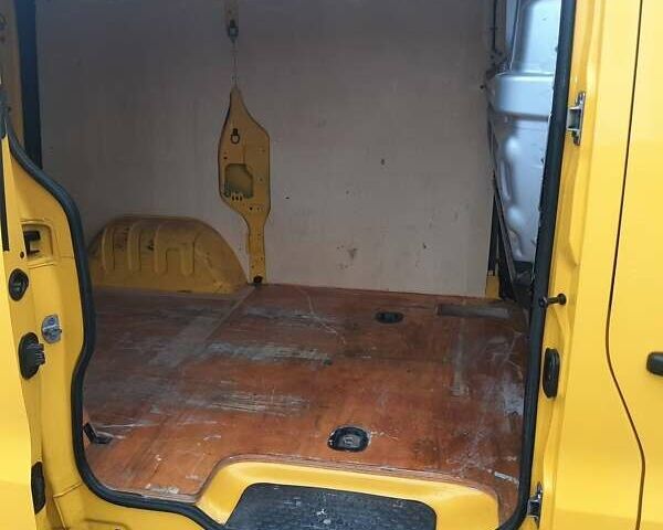 Жовтий Рено Трафік, об'ємом двигуна 1.6 л та пробігом 260 тис. км за 12500 $, фото 16 на Automoto.ua