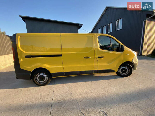 Желтый Рено Трафик, объемом двигателя 1.6 л и пробегом 130 тыс. км за 13071 $, фото 7 на Automoto.ua
