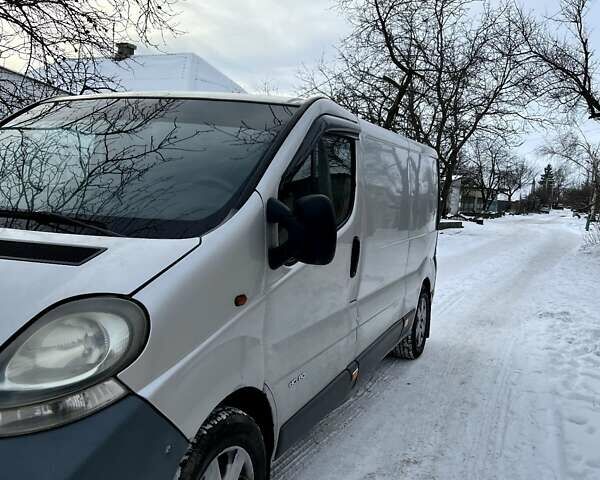 Сірий Рено Трафік, об'ємом двигуна 1.9 л та пробігом 541 тис. км за 6500 $, фото 1 на Automoto.ua