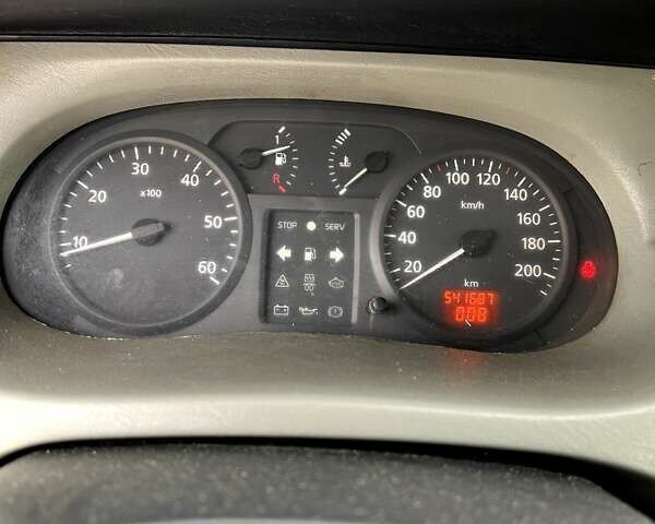 Сірий Рено Трафік, об'ємом двигуна 1.9 л та пробігом 541 тис. км за 6500 $, фото 12 на Automoto.ua