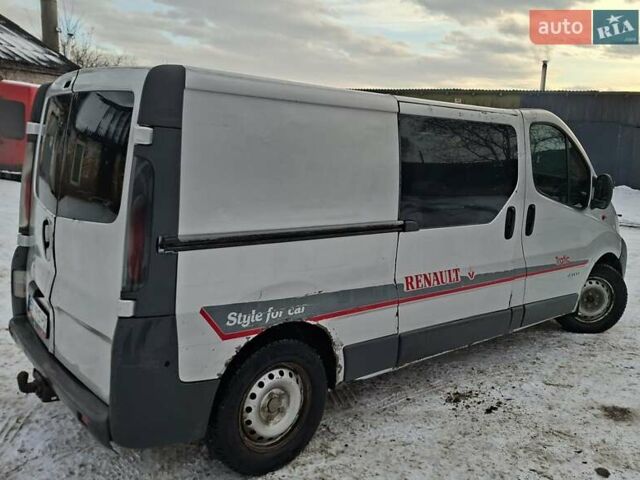 Серый Рено Трафик, объемом двигателя 1.9 л и пробегом 545 тыс. км за 4900 $, фото 6 на Automoto.ua