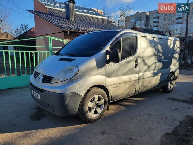 Серый Рено Трафик, объемом двигателя 2 л и пробегом 309 тыс. км за 6600 $, фото 18 на Automoto.ua