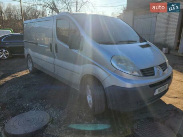 Серый Рено Трафик, объемом двигателя 2 л и пробегом 309 тыс. км за 6600 $, фото 7 на Automoto.ua