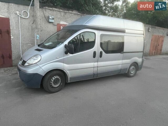 Сірий Рено Трафік, об'ємом двигуна 2 л та пробігом 217 тис. км за 6800 $, фото 2 на Automoto.ua
