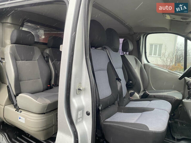 Серый Рено Трафик, объемом двигателя 2 л и пробегом 300 тыс. км за 13800 $, фото 27 на Automoto.ua