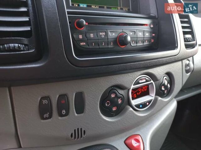 Серый Рено Трафик, объемом двигателя 2 л и пробегом 235 тыс. км за 13750 $, фото 30 на Automoto.ua