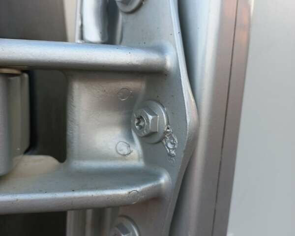 Серый Рено Трафик, объемом двигателя 2 л и пробегом 235 тыс. км за 13750 $, фото 57 на Automoto.ua