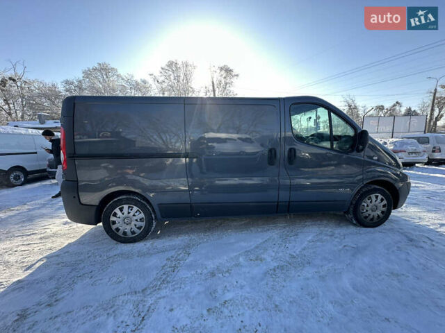 Серый Рено Трафик, объемом двигателя 2 л и пробегом 213 тыс. км за 13500 $, фото 8 на Automoto.ua