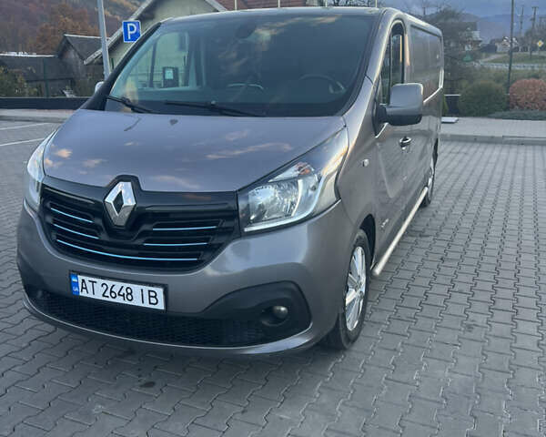 Сірий Рено Трафік, об'ємом двигуна 1.6 л та пробігом 309 тис. км за 11600 $, фото 31 на Automoto.ua