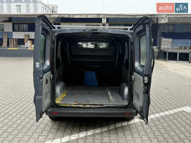 Серый Рено Трафик, объемом двигателя 2 л и пробегом 99 тыс. км за 12999 $, фото 22 на Automoto.ua