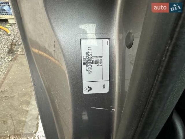 Сірий Рено Трафік, об'ємом двигуна 1.6 л та пробігом 269 тис. км за 11200 $, фото 11 на Automoto.ua