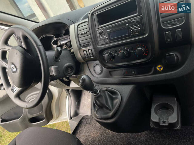 Серый Рено Трафик, объемом двигателя 1.6 л и пробегом 290 тыс. км за 12500 $, фото 6 на Automoto.ua