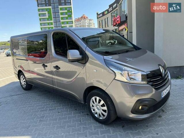 Серый Рено Трафик, объемом двигателя 1.6 л и пробегом 207 тыс. км за 13500 $, фото 5 на Automoto.ua