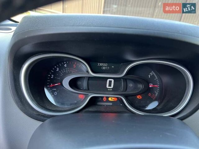 Серый Рено Трафик, объемом двигателя 1.6 л и пробегом 207 тыс. км за 13500 $, фото 10 на Automoto.ua