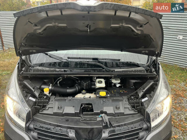 Сірий Рено Трафік, об'ємом двигуна 1.6 л та пробігом 164 тис. км за 16500 $, фото 6 на Automoto.ua