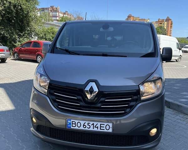 Серый Рено Трафик, объемом двигателя 1.6 л и пробегом 207 тыс. км за 13500 $, фото 9 на Automoto.ua