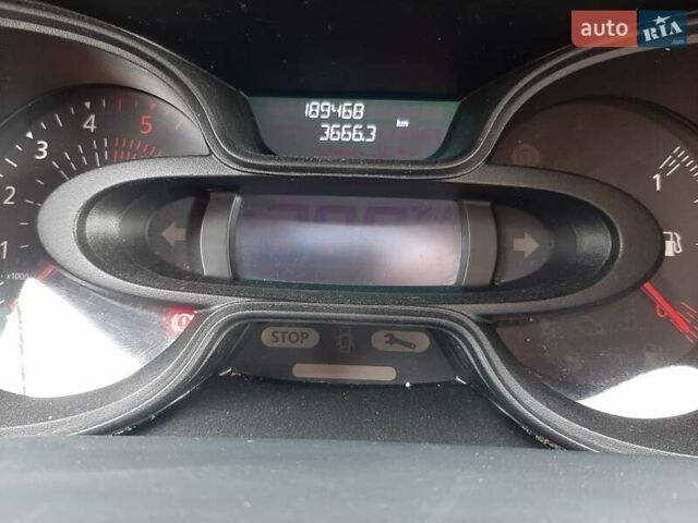 Сірий Рено Трафік, об'ємом двигуна 1.6 л та пробігом 189 тис. км за 18000 $, фото 6 на Automoto.ua