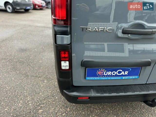 Серый Рено Трафик, объемом двигателя 2 л и пробегом 218 тыс. км за 22500 $, фото 20 на Automoto.ua