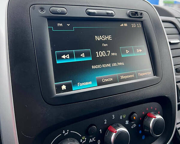 Серый Рено Трафик, объемом двигателя 2 л и пробегом 167 тыс. км за 18900 $, фото 29 на Automoto.ua