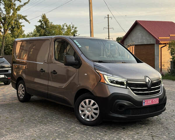 Серый Рено Трафик, объемом двигателя 2 л и пробегом 245 тыс. км за 16999 $, фото 22 на Automoto.ua