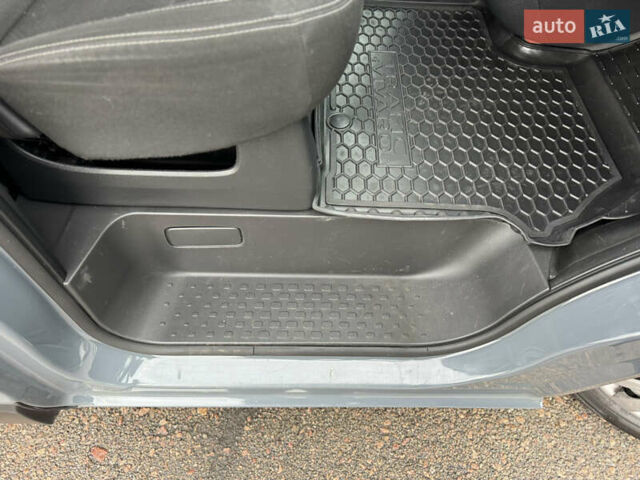 Серый Рено Трафик, объемом двигателя 2 л и пробегом 218 тыс. км за 22500 $, фото 30 на Automoto.ua