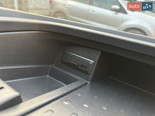 Серый Рено Трафик, объемом двигателя 2 л и пробегом 245 тыс. км за 16999 $, фото 19 на Automoto.ua