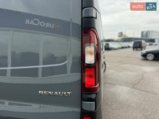 Серый Рено Трафик, объемом двигателя 2 л и пробегом 218 тыс. км за 22500 $, фото 21 на Automoto.ua