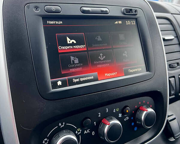 Серый Рено Трафик, объемом двигателя 2 л и пробегом 167 тыс. км за 18900 $, фото 27 на Automoto.ua