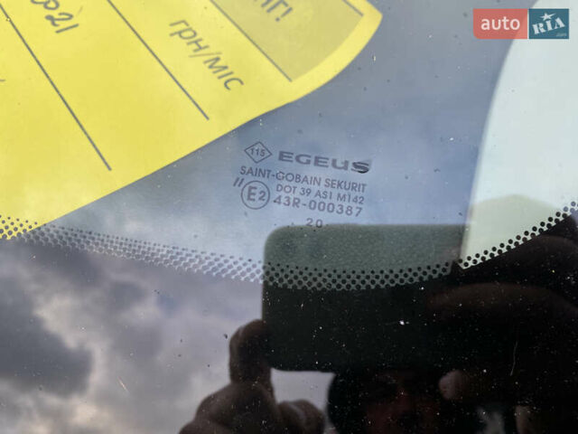 Серый Рено Трафик, объемом двигателя 2 л и пробегом 200 тыс. км за 17900 $, фото 29 на Automoto.ua