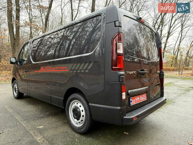 Серый Рено Трафик, объемом двигателя 2 л и пробегом 98 тыс. км за 25800 $, фото 10 на Automoto.ua