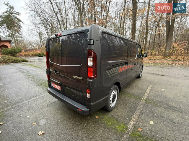 Серый Рено Трафик, объемом двигателя 2 л и пробегом 98 тыс. км за 25800 $, фото 56 на Automoto.ua