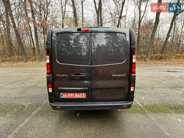 Серый Рено Трафик, объемом двигателя 2 л и пробегом 98 тыс. км за 25800 $, фото 55 на Automoto.ua