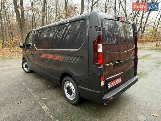 Серый Рено Трафик, объемом двигателя 2 л и пробегом 98 тыс. км за 25800 $, фото 26 на Automoto.ua