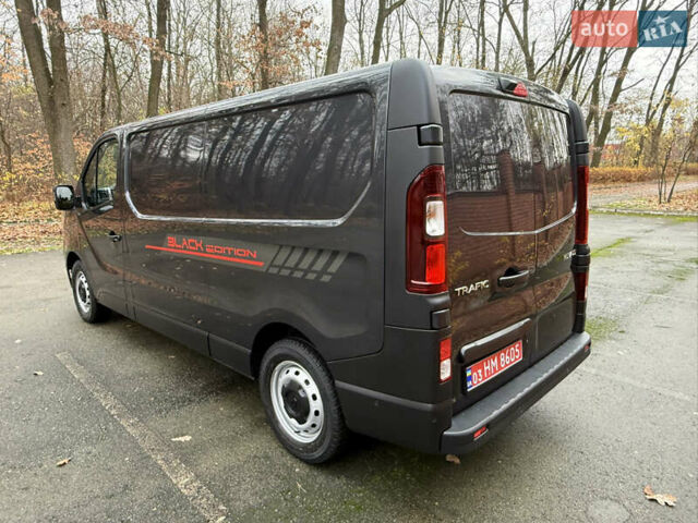 Серый Рено Трафик, объемом двигателя 2 л и пробегом 98 тыс. км за 25800 $, фото 9 на Automoto.ua
