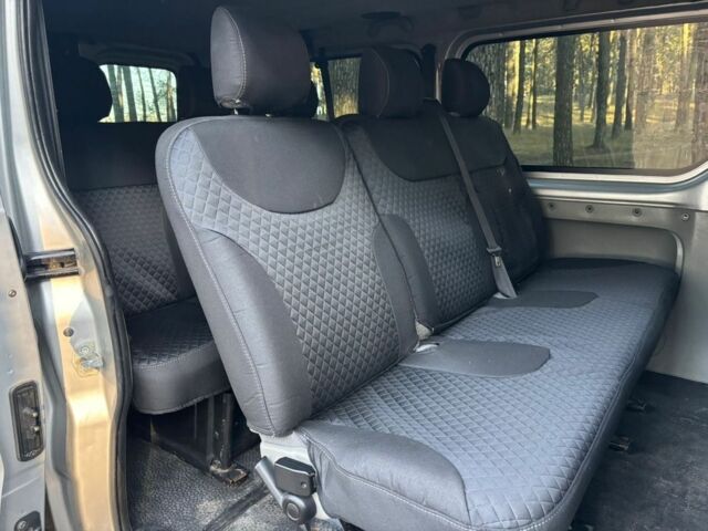 Сірий Рено Трафік, об'ємом двигуна 1.9 л та пробігом 250 тис. км за 8000 $, фото 1 на Automoto.ua