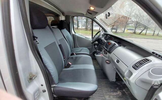 Сірий Рено Трафік, об'ємом двигуна 0 л та пробігом 250 тис. км за 3500 $, фото 4 на Automoto.ua